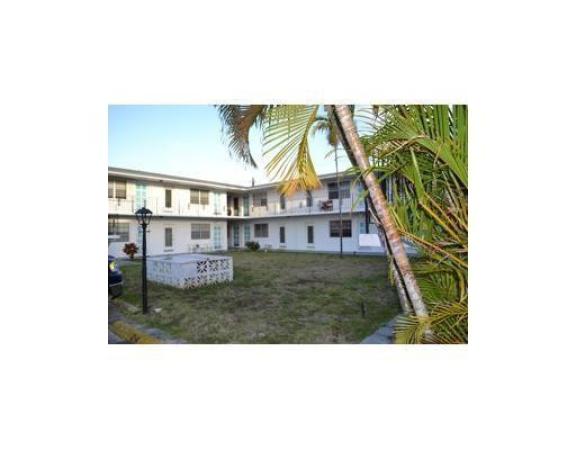 Dell Manor, 1825 Cleveland St #12, Hollywood, Florida 33020, image 3
