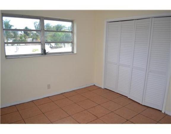 Dell Manor, 1825 Cleveland St #12, Hollywood, Florida 33020, image 1