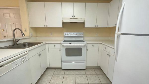 Village East, 2015 SE 10th Ave #128, Fort Lauderdale, Florida 33316, image 1