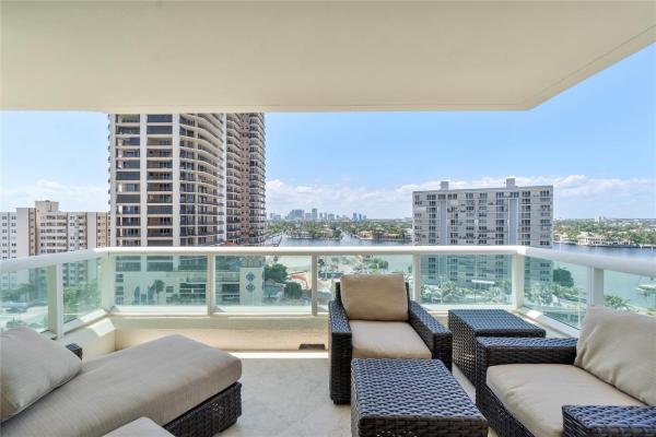 Las Olas Beach Club, 101 S Fort Lauderdale Beach Blvd #1106, Fort Lauderdale, Florida 33316, image 2