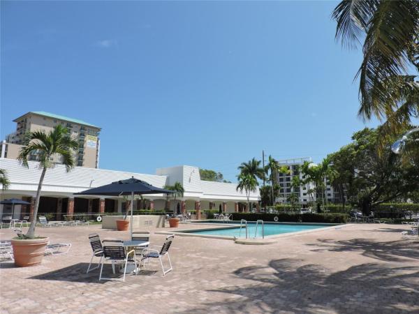 Danians South, 501 E Dania Beach Blvd #5-5M, Dania Beach, Florida 33004, image 1