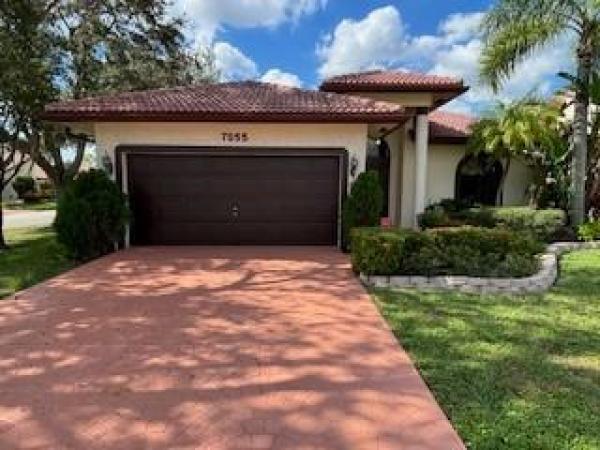 Golf Pointe At Woodmont, 7055 Golf Pointe Cir, Tamarac, Florida 33321, image 1