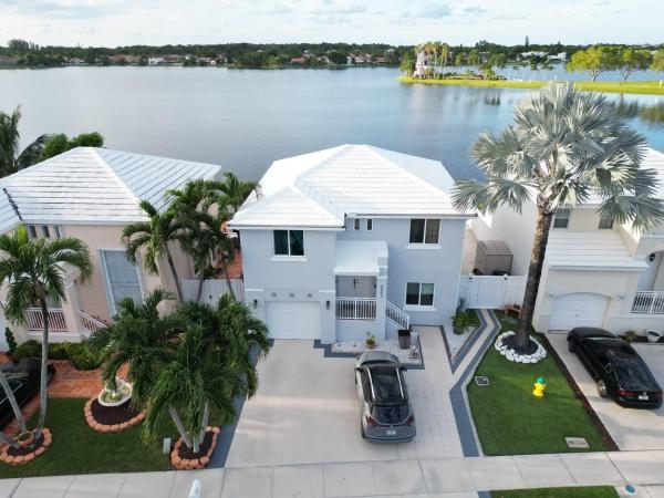 The Cape At Coral Bay, 6643 NW Bayfront Dr, Margate, Florida 33063, image 1