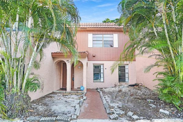 Valencia Village, 57 Madrid Ln #2-15, Davie, Florida 33324, image 1
