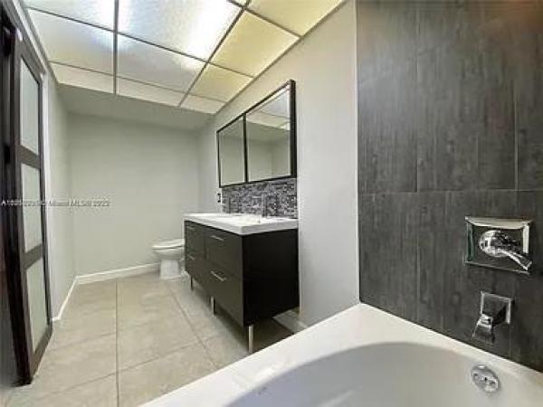 Isle Of Boca Dunes, 9440 SW 8th St #202, Boca Raton, Florida 33428, image 1