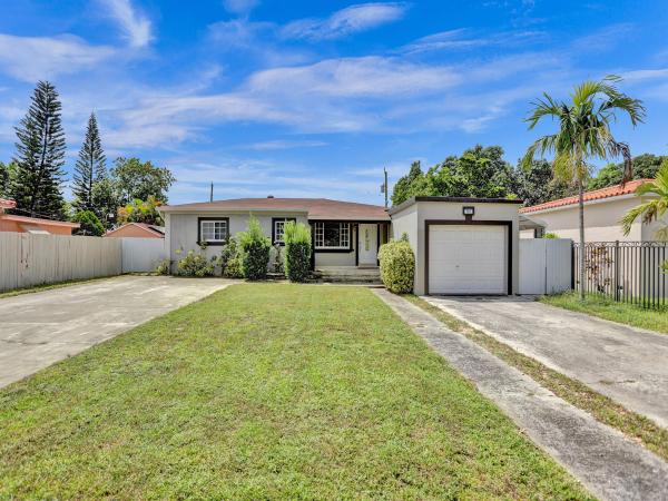 Logan Crest, 560 E 60th St, Hialeah, Florida 33013, image 1