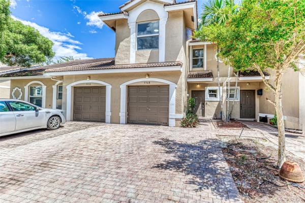 Pine Bay, 5568 NW 90th Ter #5568, Sunrise, Florida 33351, image 1