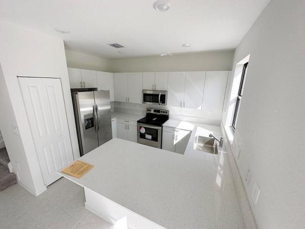 Pine Vista, 13304 SW 286th St #13304, Leisure City, Florida 33033, image 3