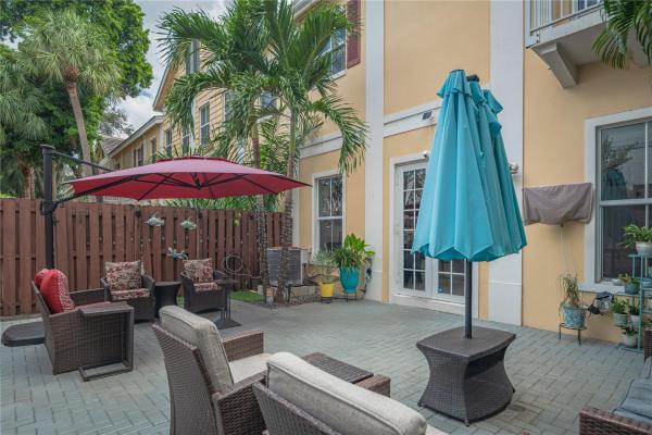Oak Hammock, 535 SW 18th Ave #31, Fort Lauderdale, Florida 33312, image 1