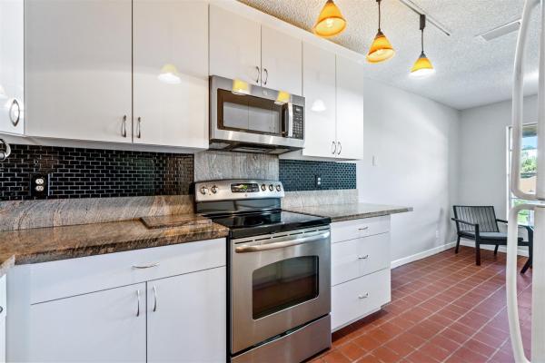 Palm Greens At Villa Del Ray, 13805 Via Aurora #B, Delray Beach, Florida 33484, image 2