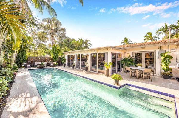 Tropical Manors, 316 NE 28th Dr, Wilton Manors, Florida 33334, image 1