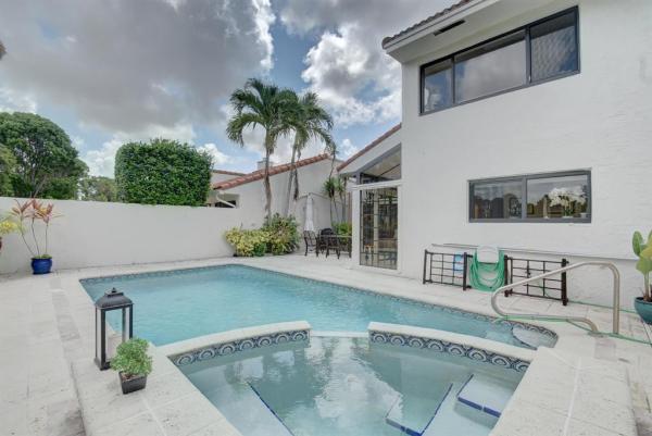 Woodcrest At Boca West Country Club, 7375 Woodmont Ct, Boca Raton, Florida 33434, image 3
