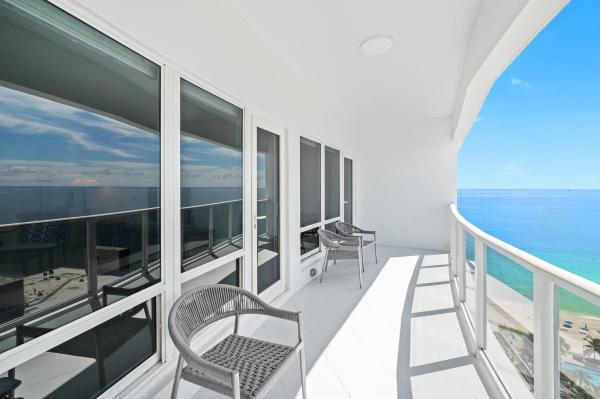 The Galleon, 4100 Galt Ocean Dr #1804, Fort Lauderdale, Florida 33308, image 1
