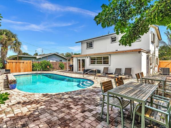 Pine Crest, 731 NE 13th Ave, Pompano Beach, Florida 33060, image 1