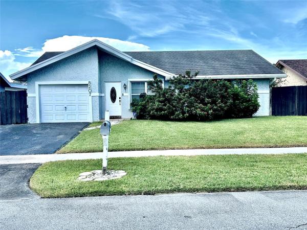 North Lauderdale Landings, 8207 SW 13th Ct, North Lauderdale, Florida 33068, image 1