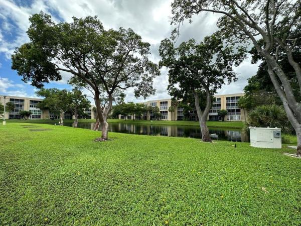 Cypress Chase North, 3121 NW 47th Ter #301, Lauderdale Lakes, Florida 33319, image 2