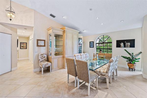 Diamante Village, 5171 Europa Dr #F, Boynton Beach, Florida 33437, image 3