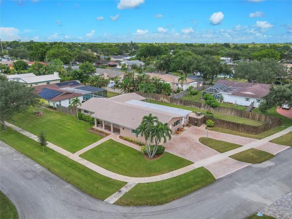 Plantations Secluded Gardens, 7441 NW 6th Ct, Plantation, Florida 33317, image 1