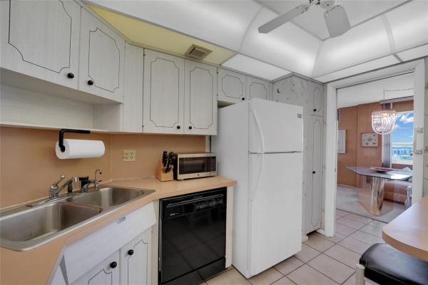 Ocean Monarch, 133 N Pompano Beach Blvd #1501, Pompano Beach, Florida 33062, image 1