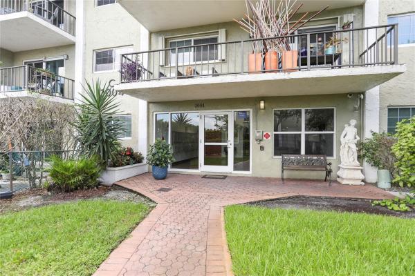 River Manor, 3004 NE 5th Ter #310-C, Wilton Manors, Florida 33334, image 1