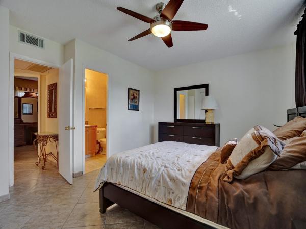 Dahlia Gardens, 5041 W Oakland Park Blvd #304, Lauderdale Lakes, Florida 33313, image 3