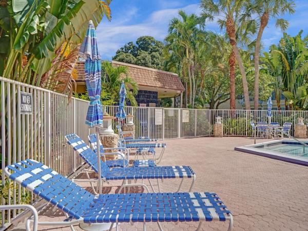 Dahlia Gardens, 5041 W Oakland Park Blvd #304, Lauderdale Lakes, Florida 33313, image 1
