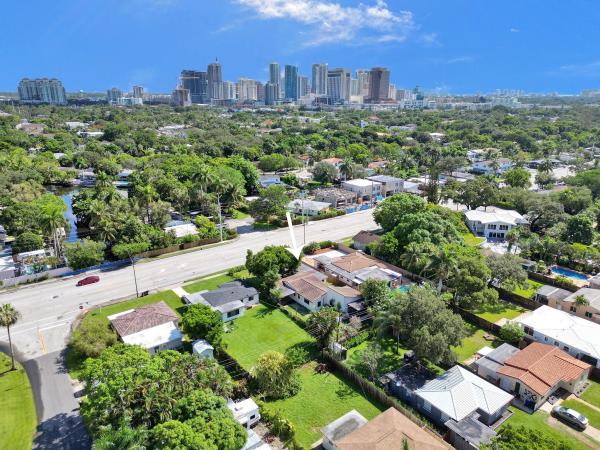 Croissant Park West River, 700 SW 12th St, Fort Lauderdale, Florida 33315, image 1