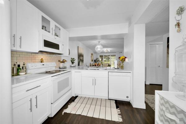 Nassau Village, 2703 Nassau Bnd #B1, Coconut Creek, Florida 33066, image 1