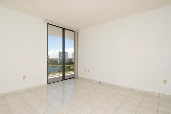 Flamenco, 3701 N Country Club Dr #1506, Aventura, Florida 33180, image 3