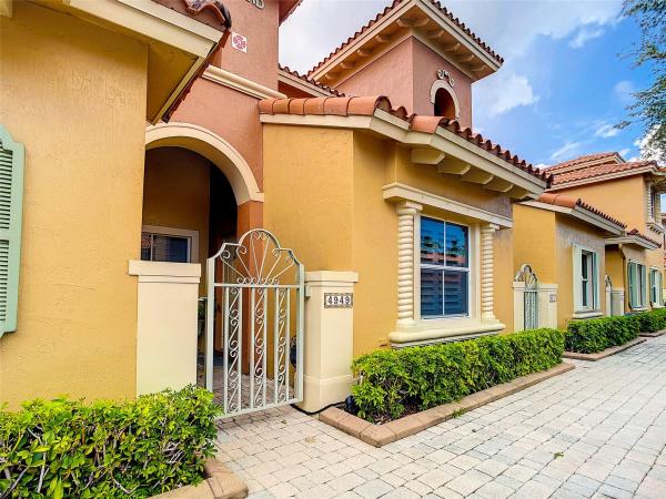 The Villas At Harbor Isles, 4949 Windward Way #4204, Fort Lauderdale, Florida 33312, image 1