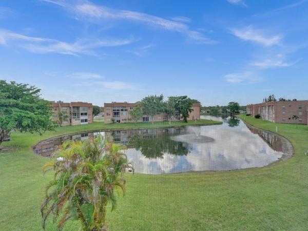 Sunrise Lakes 3, 9850 Sunrise Lakes Blvd #302, Sunrise, Florida 33322, image 1