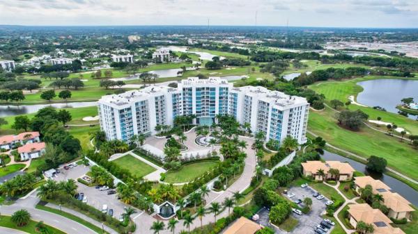 Akoya At Boca West Country Club, 20155 Boca West Dr #B702, Boca Raton, Florida 33434, image 1