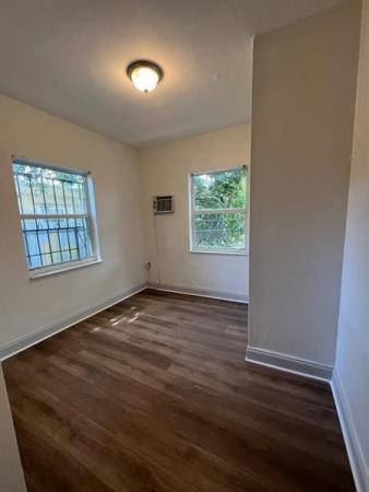 Dupont, 10 NW 71st St, Miami, Florida 33150, image 3