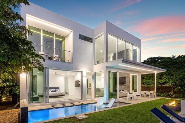 Middle River Manor, 2217 NE 17th Ter, Wilton Manors, Florida 33305, image 1