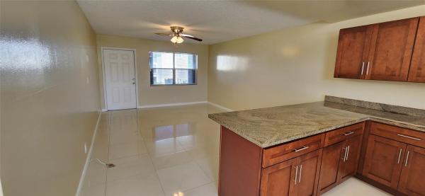 Paradise Gardens 4, 2200 Taylor St #204, Hollywood, Florida 33020, image 2