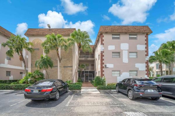 Arrowhead, 2471 SW 82nd Ave #208, Davie, Florida 33324, image 1