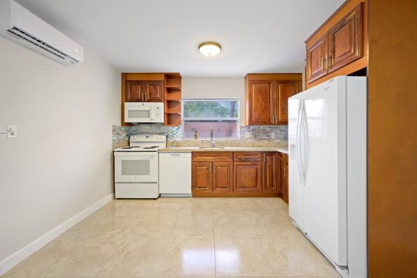 Hollywood South Side, 1834 Rodman St #1834, Hollywood, Florida 33020, image 1