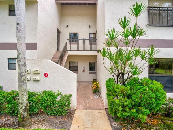 Applewood Village 2, 4668 Carambola Cir S #2749, Coconut Creek, Florida 33066, image 1