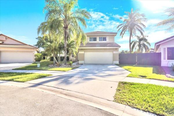 Walden Lake, 429 SW 204th Ave, Pembroke Pines, Florida 33029, image 1