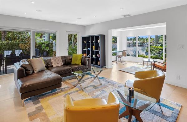 Townhouse Isles, 9 Coventry Way #9, Wilton Manors, Florida 33305, image 1