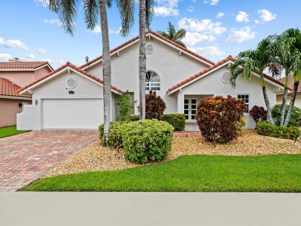 Oak Knoll Estates, 1521 W Oak Knoll Cir, Davie, Florida 33324, image 1