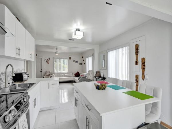 Hollywood Beach Gardens, 5717 Buchanan St, Hollywood, Florida 33021, image 1