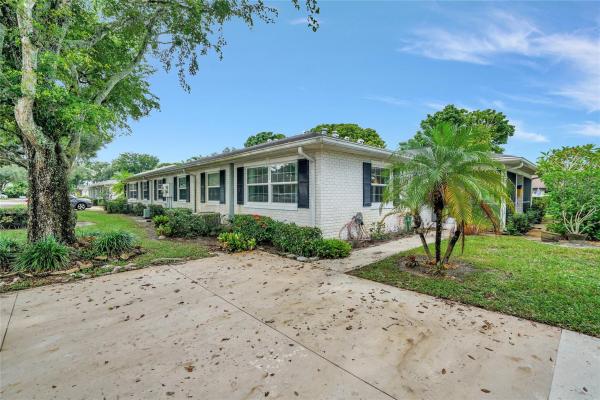 Limetree, 10093 S 45th Way S, Boynton Beach, Florida 33436, image 1