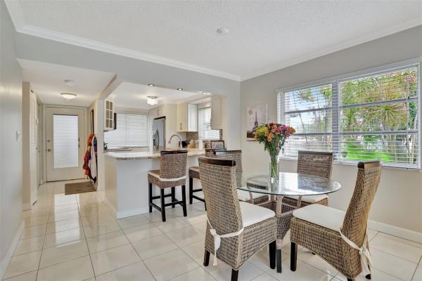 Las Vistas In Inverrary, 3581 SE Inverrary Dr #104, Lauderhill, Florida 33319, image 1