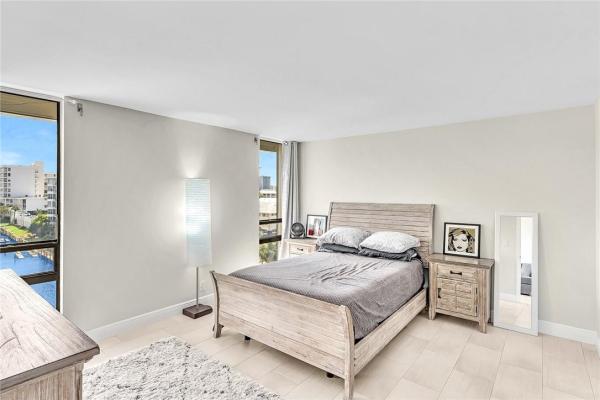 Coral Towers, 4800 E Bayview Dr #603, Fort Lauderdale, Florida 33308, image 3