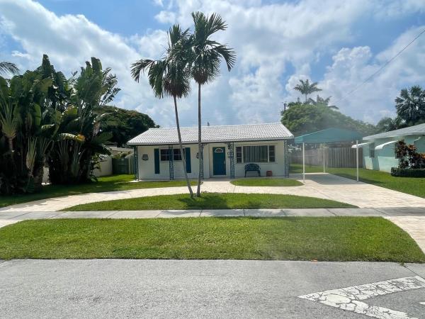 Breezy Manor, 930 N 31st Rd, Hollywood, Florida 33021, image 1