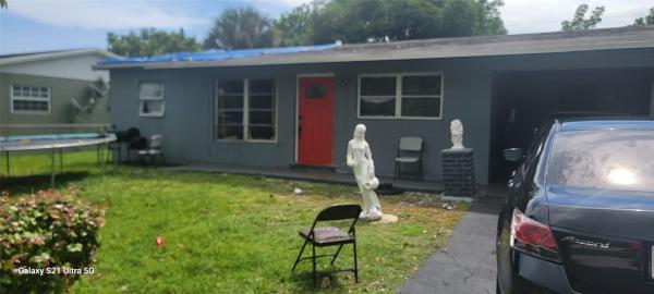 Royal Palms Park, 2810 NW 22nd St, Fort Lauderdale, Florida 33311, image 1