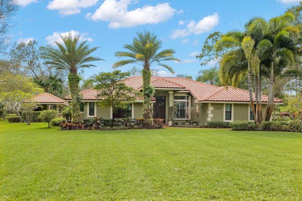 Paddock Park 1 Of Wellington, 14897 Horseshoe Trce, Wellington, Florida 33414, image 1