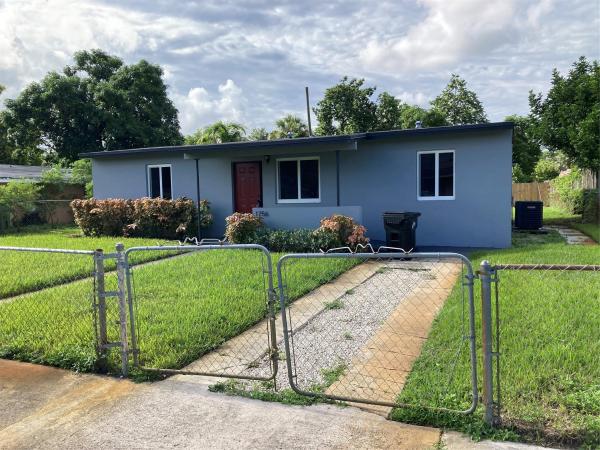 Lauderdale Manors, 1756 NW 18th St, Fort Lauderdale, Florida 33311, image 1