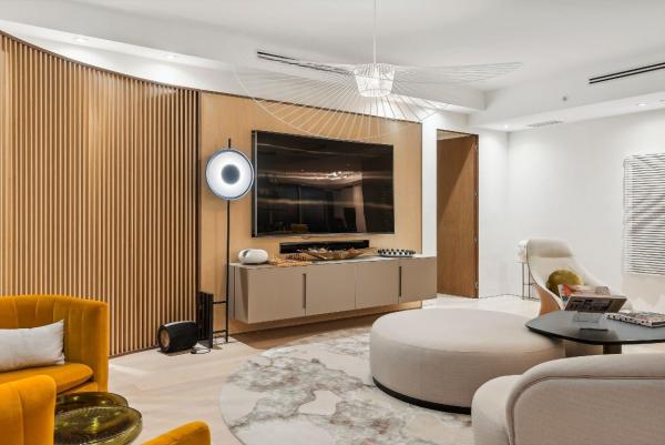 Auberge Beach Residences & Spa, 2200 N Ocean Blvd #S1805, Fort Lauderdale, Florida 33305, image 3